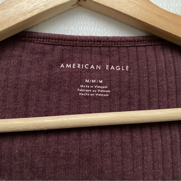 AEO Ribbed Button Down Crop Top - Picture 8 of 9